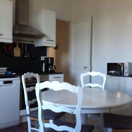 Au Coeur De Bourg... Apartman Saint-Lunaire Kültér fotó