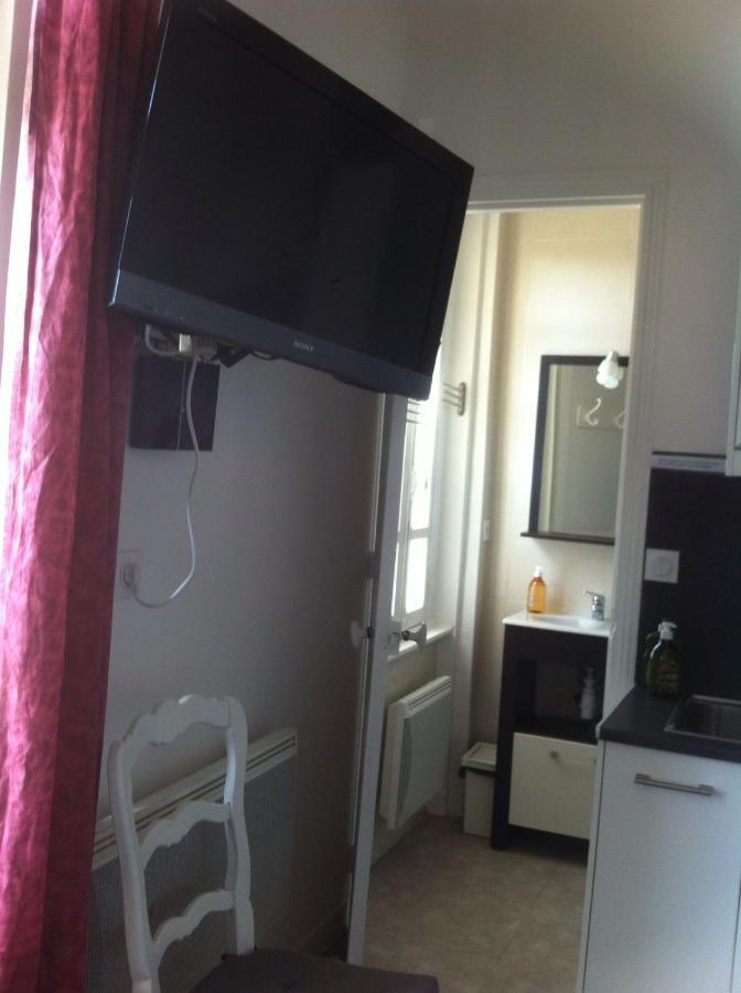 Au Coeur De Bourg... Apartman Saint-Lunaire Kültér fotó